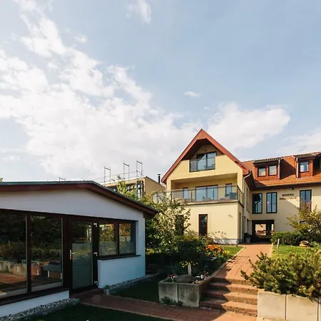 Inselhof מלון 3*